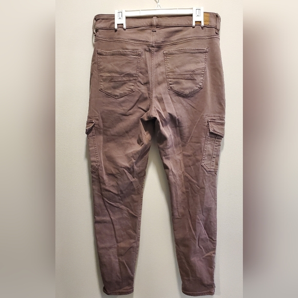 AMERICAN EAGLE | Brown Cargo High Rise Stretch Jeans in Size 10 Regular - Picture 4 of 12